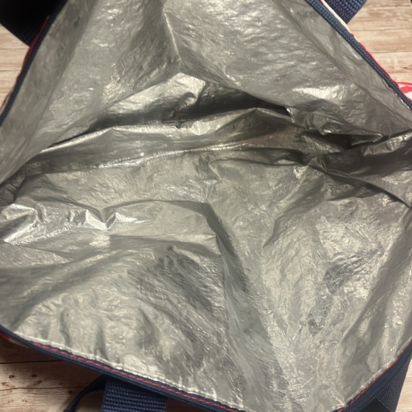 California Innovations Insulated Tote Red with White Stars - Picture 4 of 8